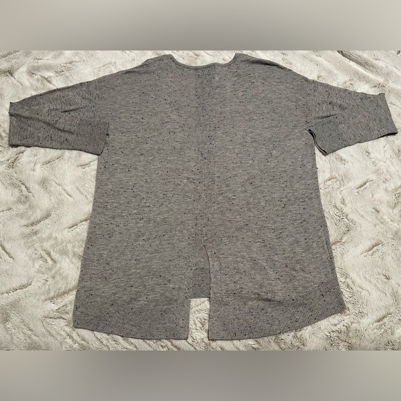 Lou & Grey Speckled Knit Cut Out Back Sweater - Picture 10 of 11